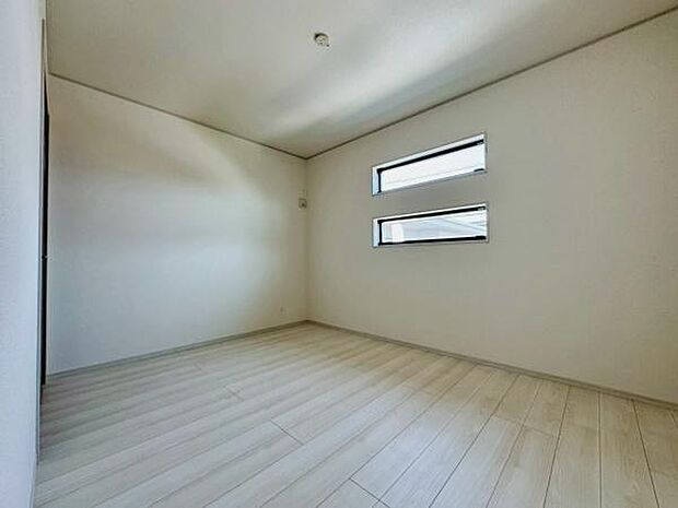 【2階 洋室 6.5帖】別角度