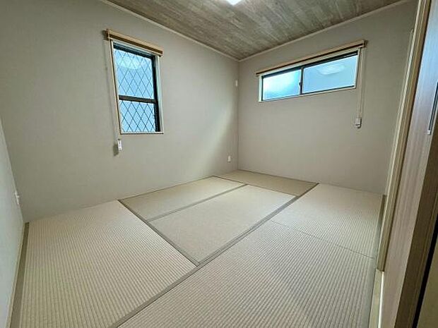 モダンな雰囲気の和室は6帖あり、様々な用途でお使いいただけます◎