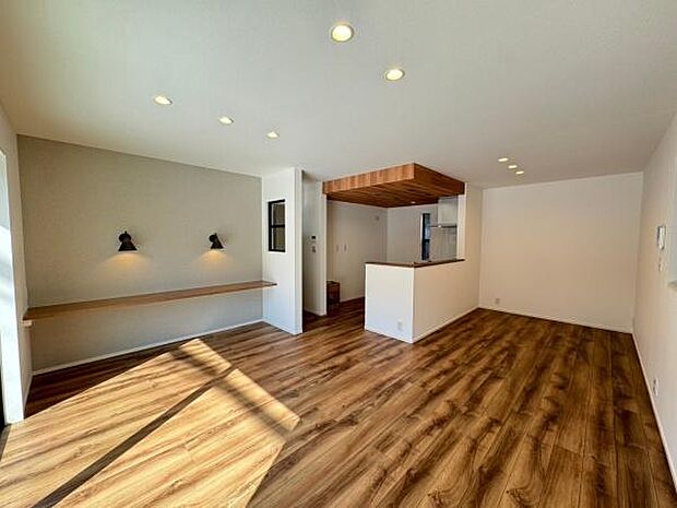 開放感のある、17.5帖のLDK♪便利なカウンター付き◎