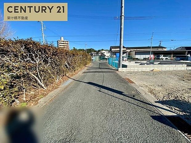 東側公道6m北側公道4m