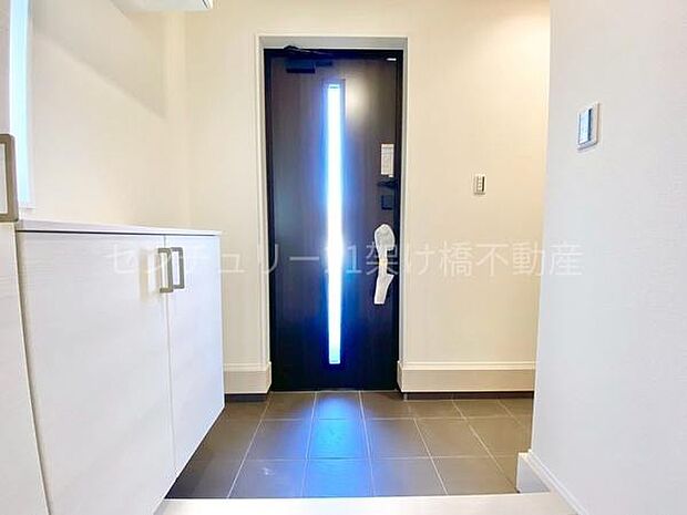 【玄関】トールサイズのシューズボックスでたっぷり収納◎