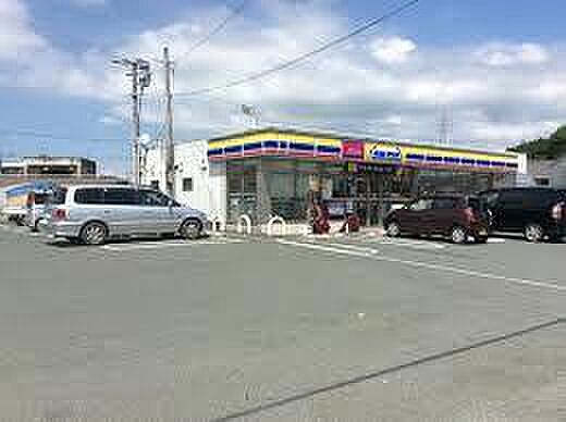 ミニストップ豊橋駒形町店まで768m