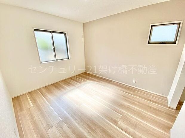 洋室7帖 W.I.C付です