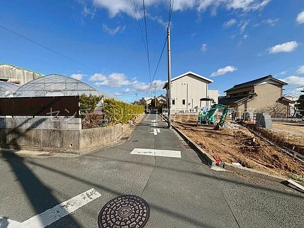 北側公道約3.18ｍ