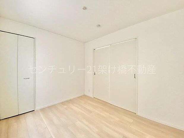 【1階　リビング横　洋室　5.2帖】