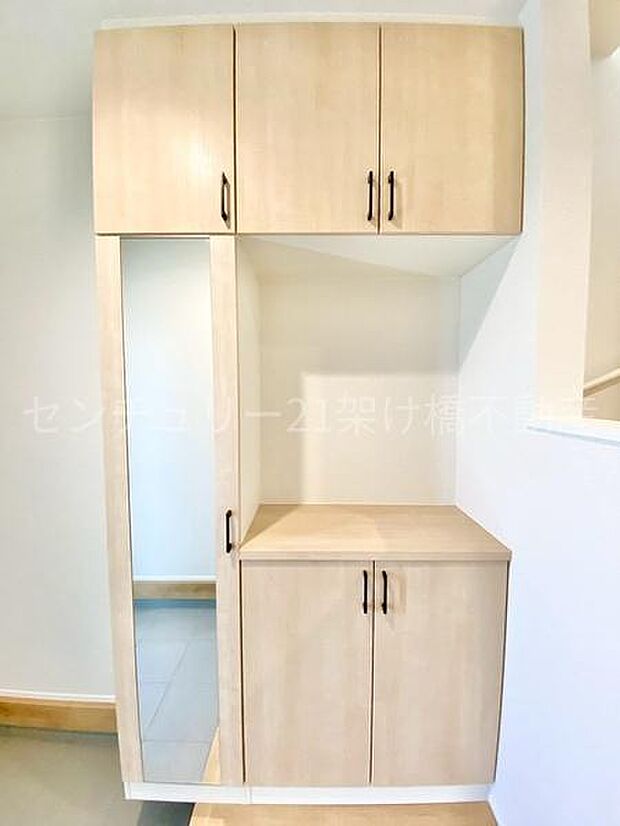 【玄関】飾り棚つきシューズボックス♪