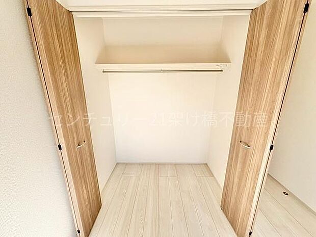 【5.25帖 洋室】クローゼット