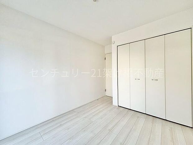 【洋室　北西側　5.25帖】別角度