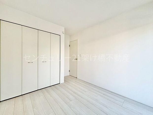 【洋室　北東側　5.25帖】別角度