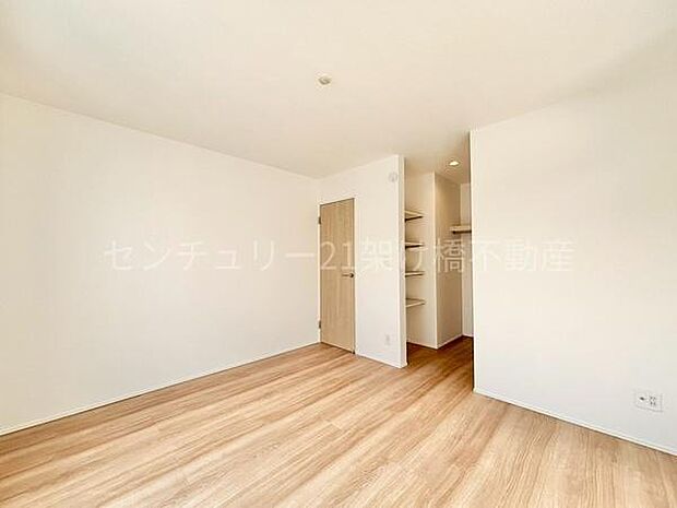 【2階　7帖　洋室】別角度