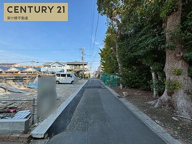 南西側前面道路幅員約4ｍ