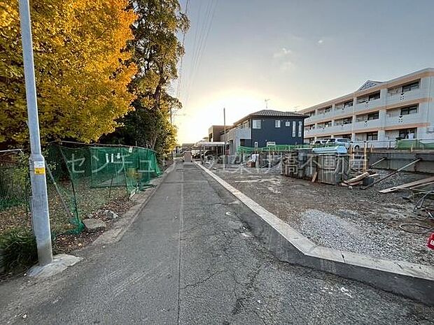 北東側前面道路幅員約4ｍ