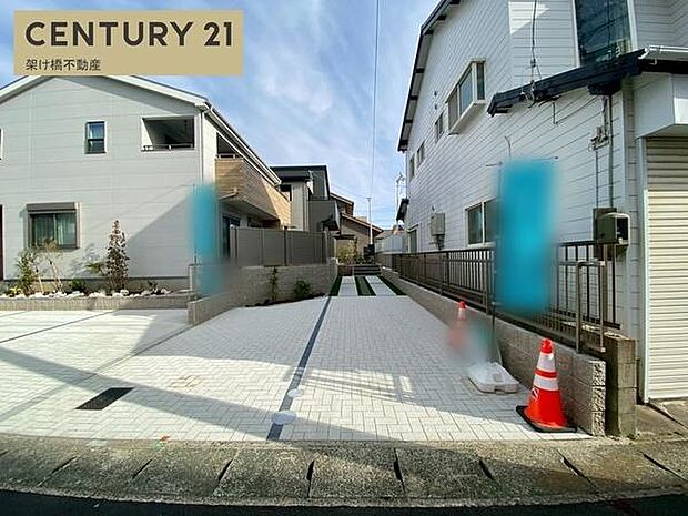 駐車場3台可！（但し車種による）