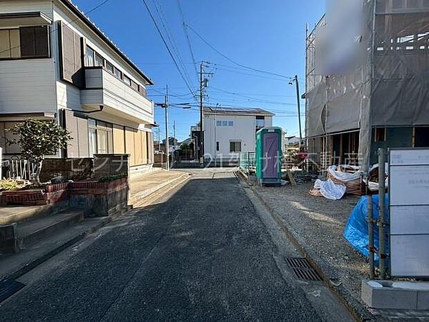 北東側公道約4ｍ