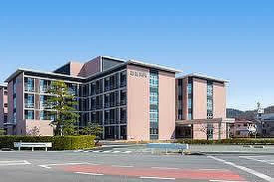 医療法人岩屋会岩屋病院まで2072m