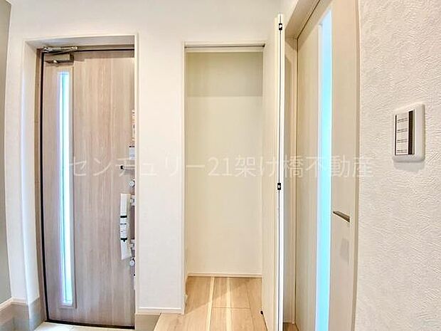 あると便利な各階ホール収納♪