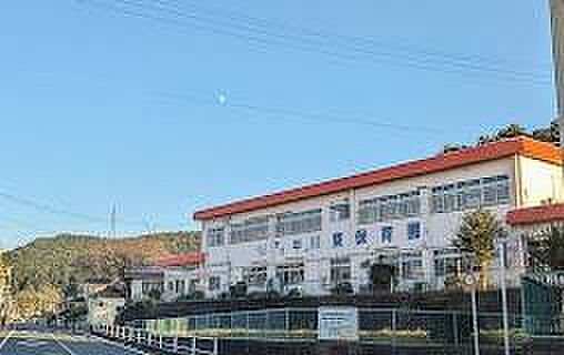 牛川東保育園まで308m、牛川東保育園