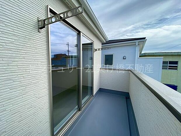 【南向きバルコニー】別角度