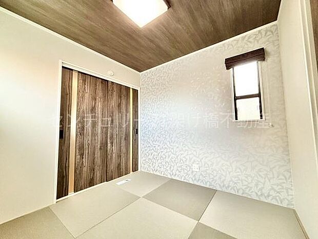 【キッチン横 和室 4.5帖】お子様の遊び場や、勉強スペースとしても◎