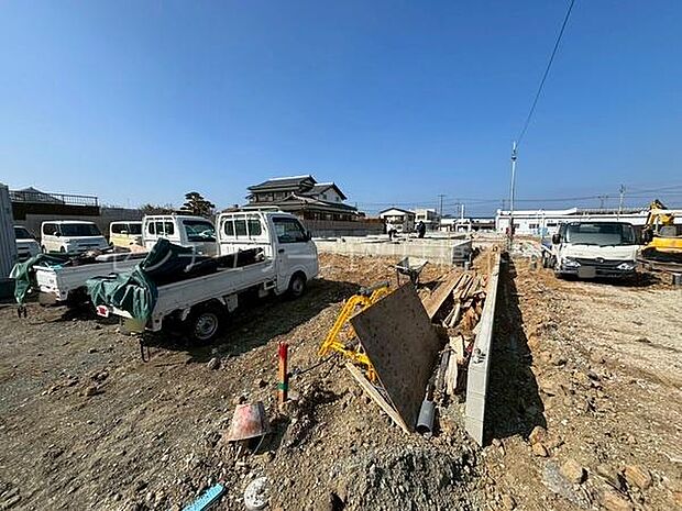 ●駐車たっぷり並列3台可能◎