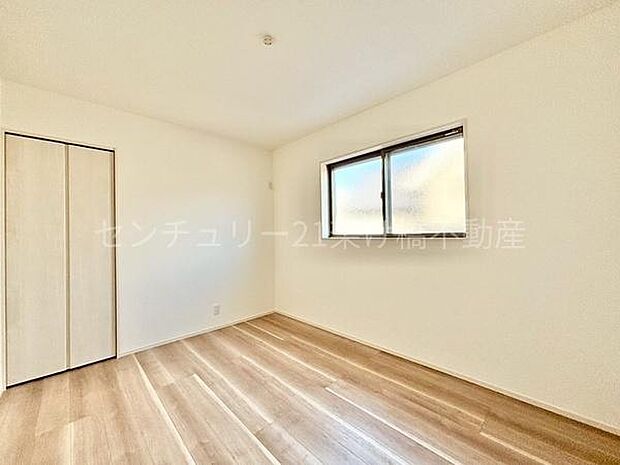 【2階 洋室 6帖】全洋室クローゼット完備◎