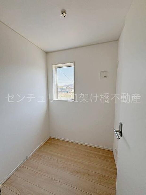 【テレワークスペース 2帖】書斎や、趣味のお部屋、納戸としてもお使いいただけます◎