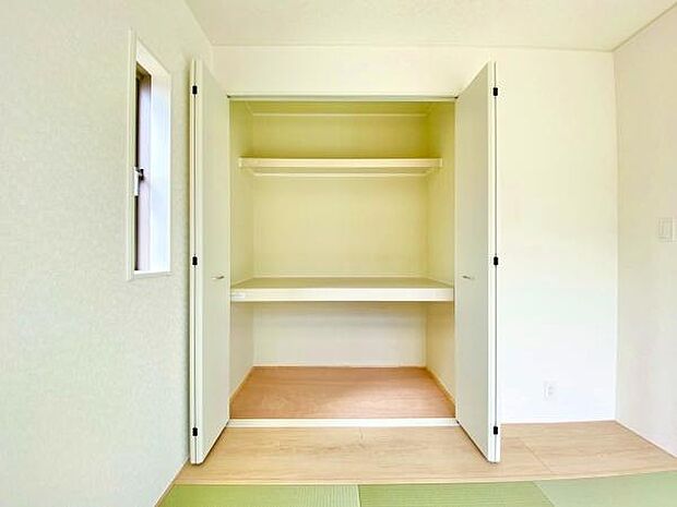 【リビング横和室 5.2帖】収納