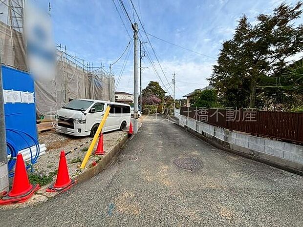 南側公道約4.11m