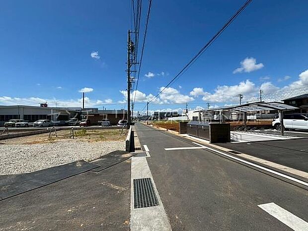 南東側公道約4m