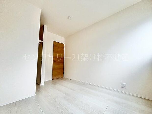 北東側洋室5.06帖 別角度