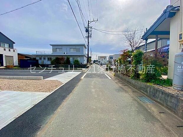 西側幅員約3.36ｍ