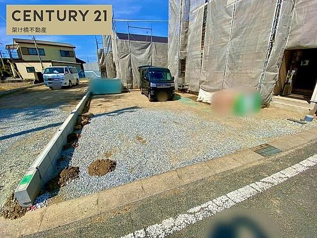 ●駐車たっぷり並列3台可能◎