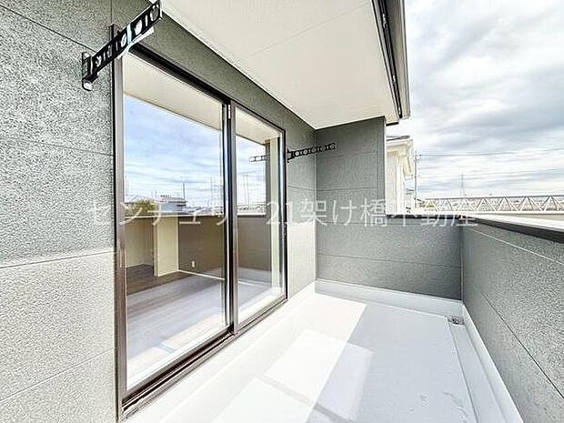 【南向きバルコニー】別角度