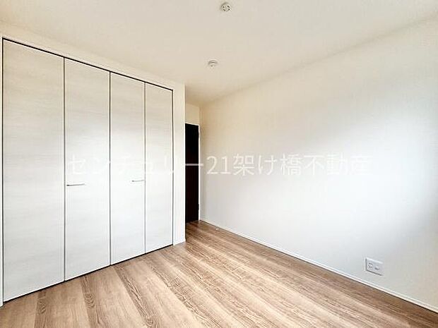 【2階 南側洋室 5.25帖】別角度