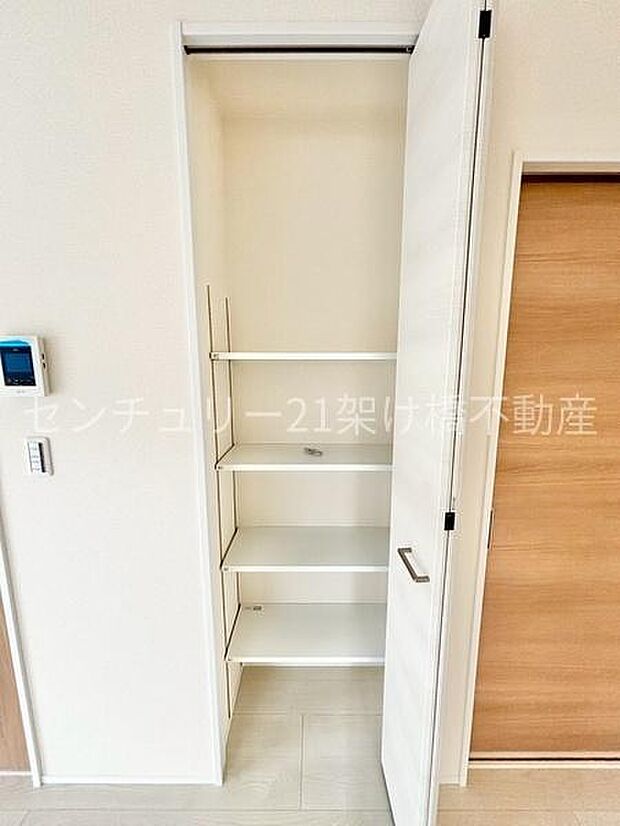 【リビング収納】物が多くなりがちなリビングに嬉しい収納!