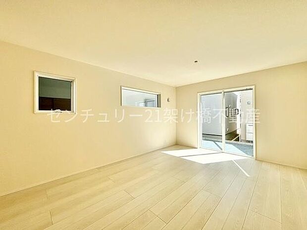 【LDK 15.75帖】隣接する洋室をあければ20帖超えの大空間に!