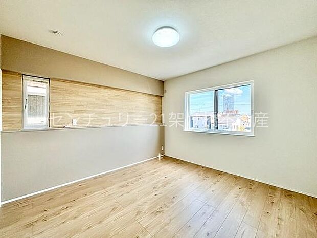 【2階　洋室　8.0帖】広々としたこちらの洋室は主寝室におすすめ♪2階全室ウォークインクローゼットあり！