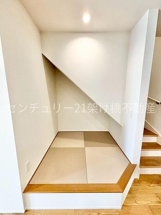 【ＬＤＫ 畳コーナー　1.9帖】憩いの和空間♪