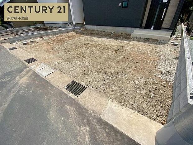 ●駐車並列2台可能◎