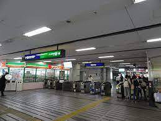 寝屋川市駅(京阪本線)まで1796m、徒歩約27分♪