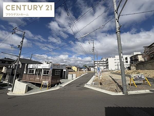 （2026年3月14日撮影）土曜日・日曜日はもちろん平日のご案内も可能です。お気軽にお問い合わせください。