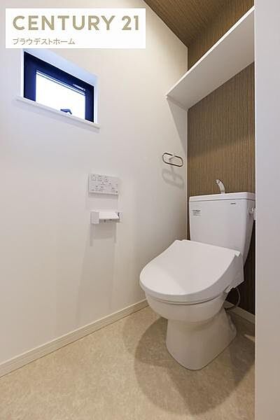 ※モデルハウスの写真です。シンプルで落ち着いたトイレです。建物プラン例　建物価格1900万円、建物面積105ｍ2