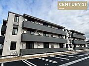 手原駅より徒歩23分 新築 3階建の賃貸物件