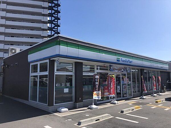 ファミリーマート姫路豊富甲丘店まで2979m