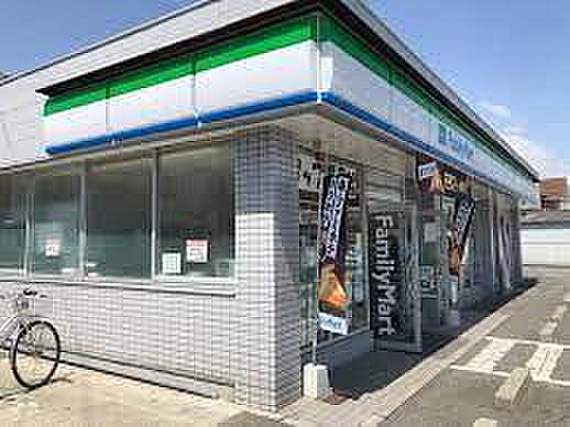 ファミリーマート姫路網干店まで1099m