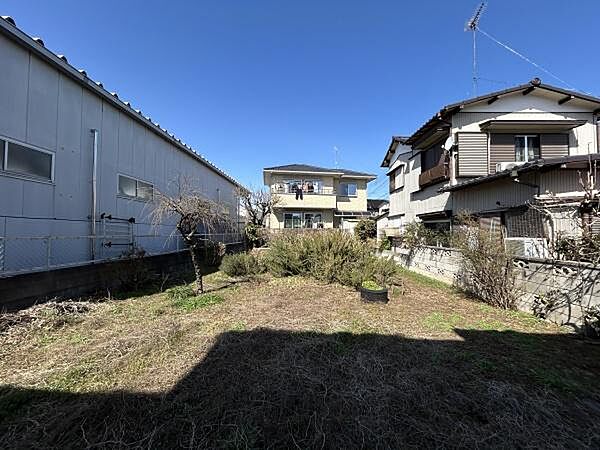 ～お好きなハウスメーカーで理想のマイホームを～ ・子どもの成長に優しい住環境・コンビニ徒歩4分で買い物ラクラク！・保育園徒歩3分＆小学校徒歩7分で送り迎え安心◎・のびのび遊べる広々敷地！