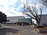 周辺：上尾市民体育館まで400m、バレーボール等ができるアリーナのほか、柔道場、剣道場、弓道場、トレーニング室、卓球室、テニスコートを備えたスポーツ施設。