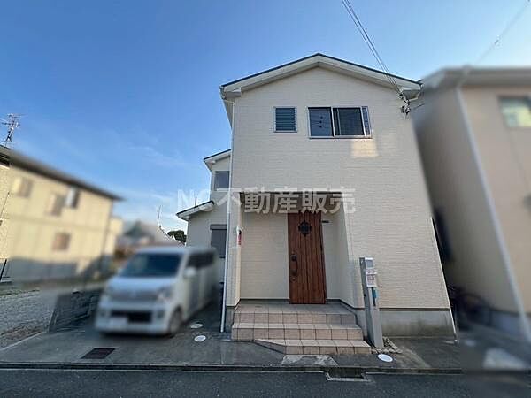 外観：327002264756