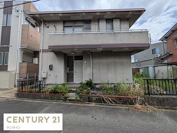ピアゴ（徒歩3分）やスギ薬局（徒歩5分）など買い物施設が身近に揃い、忙しい子育て世代の生活を快適にサポート。