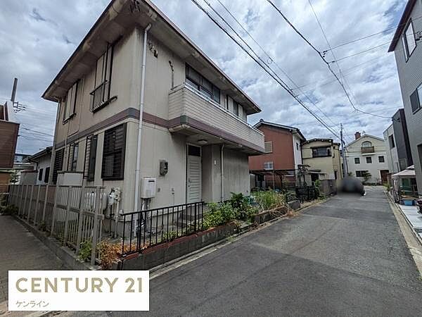 建築条件なし！お好きなハウスメーカーで理想の邸宅を建てられる売地です。西側公道に面した整形地で、間取りの自由度が高く、陽当りや収納力にこだわった家づくりが可能。